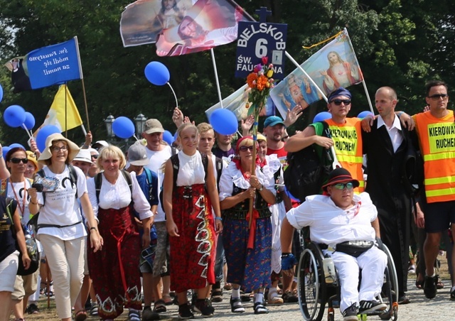 Powitanie pielgrzymów bielsko-żywieckich A.D. 2015 - cz. 2