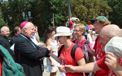 Pielgrzymów powitał na Jasnej Górze bp Piotr Greger