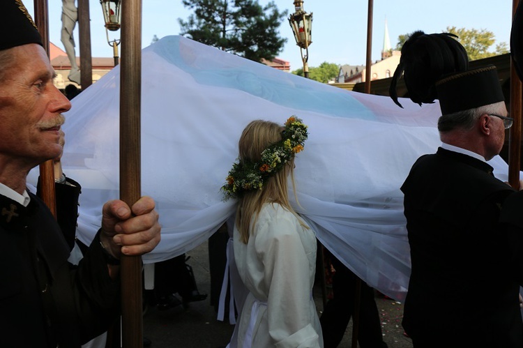 Procesja zaśnięcia i pogrzebu Maryi