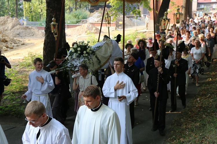 Procesja zaśnięcia i pogrzebu Maryi