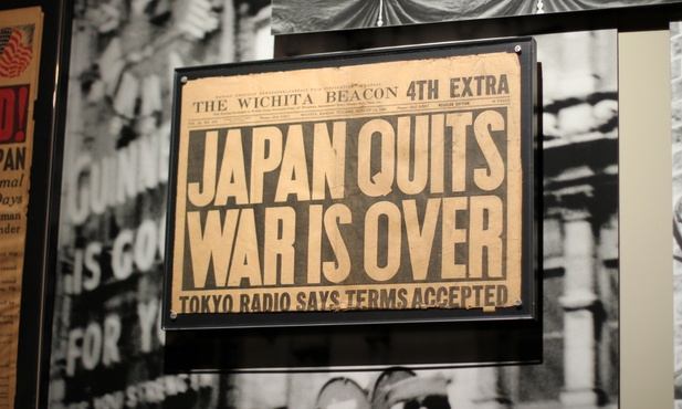 Japonia myśli o przeszłości i wyraża skruchę