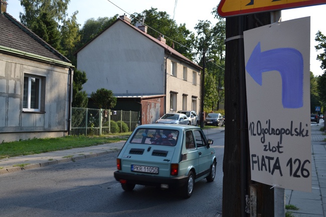 Zlot fiatów 126p w Krakowie