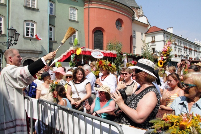 Cudowna moc bukietów A.D. 2015