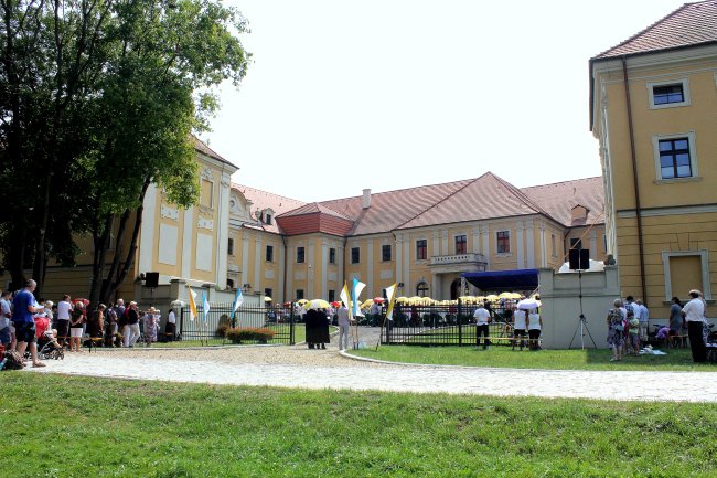 Odpust metropolitalny w Rudach i 30. rocznica święceń biskupich