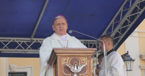 Odpust metropolitalny w Rudach i 30. rocznica święceń biskupich