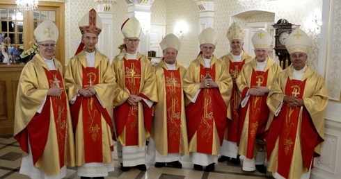 Odpust w Kamieniu Śl. i 30. rocznica sakry biskupiej