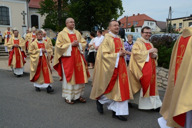 Odpust w Kamieniu Śl. i 30. rocznica sakry biskupiej