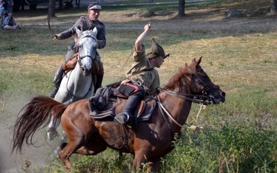 Rekonstruktorzy dbają o każdy detal wyposażenia i wysoki poziom wyszkolenia