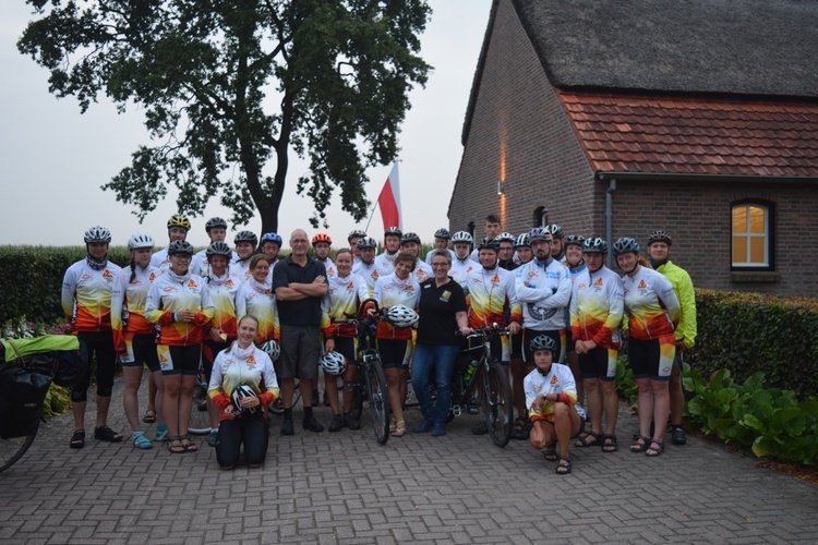 Drugi tydzień wyprawy rowerowej NINIWA Team "Radość Życia"