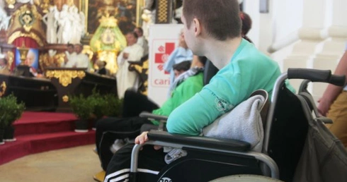 Szesnasty raz do Królowej Rodzin