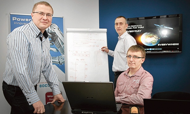 Od lewej: Jacek Hanke, Piotr Kandora i Tomasz Krzyżak – współwłaściciele firmy Digital Core Design