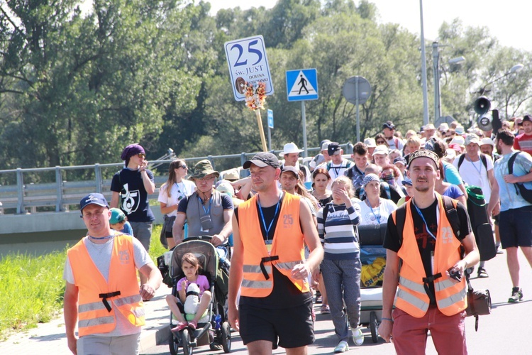 Pielgrzymi części B. Dzień trzeci.