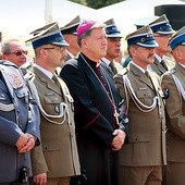  Pasterz Kościoła wrocławskiego podkreślił, że służba polskich żołnierzy jest potrzebna,  aby utrzymać pokój w Europie