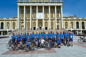  Rowerzyści-pielgrzymi w ciągu dwóch dni przejechali niemal 300 km