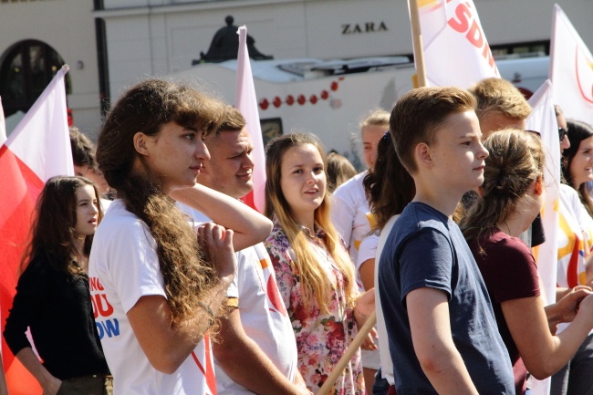 Klip ŚDM na Rynku Głównym - cz. 2