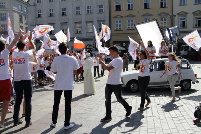 Klip ŚDM na Rynku Głównym - cz. 2