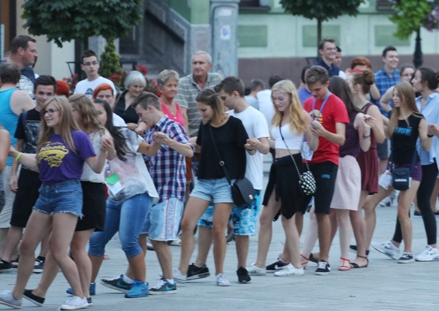 Muzyka i taniec na 200. urodziny św. Jana Bosko w Oświęcimiu