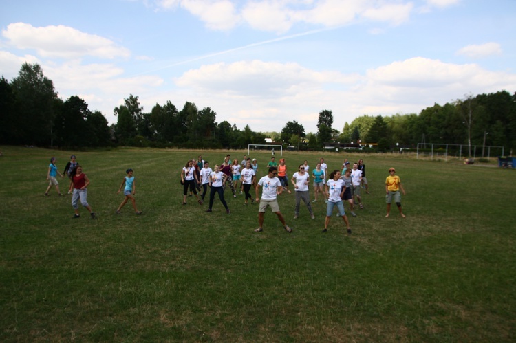 Flash mob na postoju w Koszęcinie