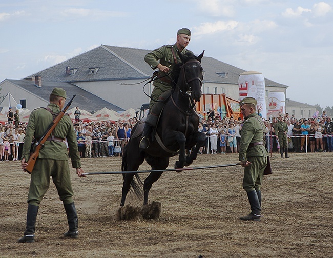 Zlot Pojazdów Militarnych