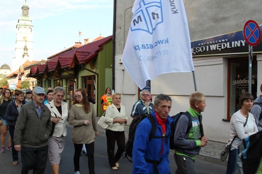 Pielgrzymi z Żywca wyruszyli na Jasną Górę - A.D. 2015