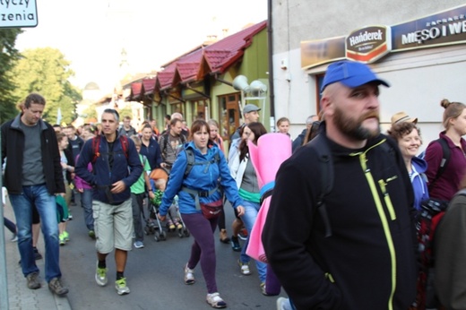 Pielgrzymi z Żywca wyruszyli na Jasną Górę - A.D. 2015