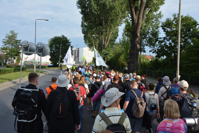 Z siódemką na szlaku do Matki