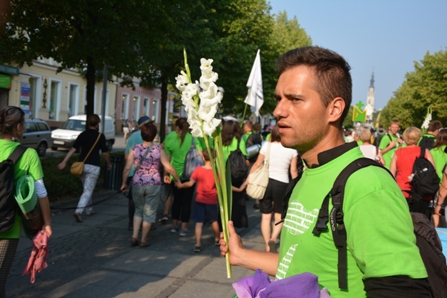 Z siódemką na szlaku do Matki