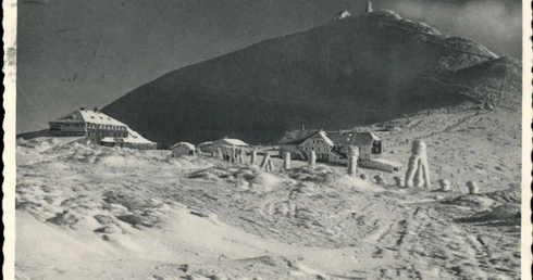 Historia pocztówkami malowana