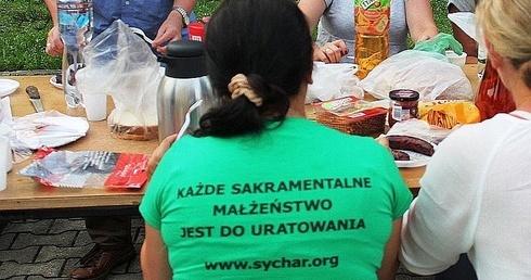 Małżonkowie z "Sycharu" ufają, że łaska Boża uzdrawia każdą tzw. beznadziejną sytuację