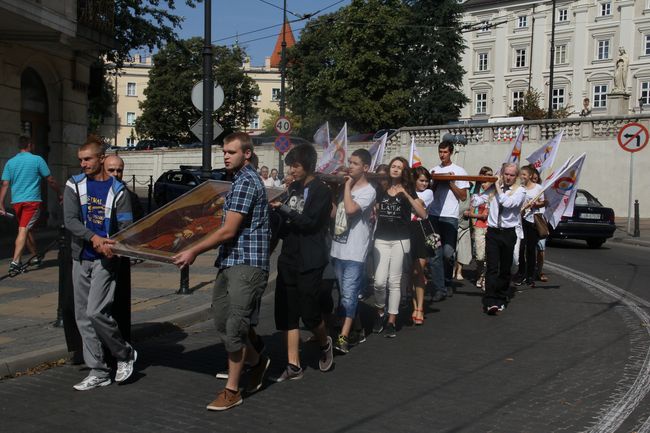 Maryja i krzyż