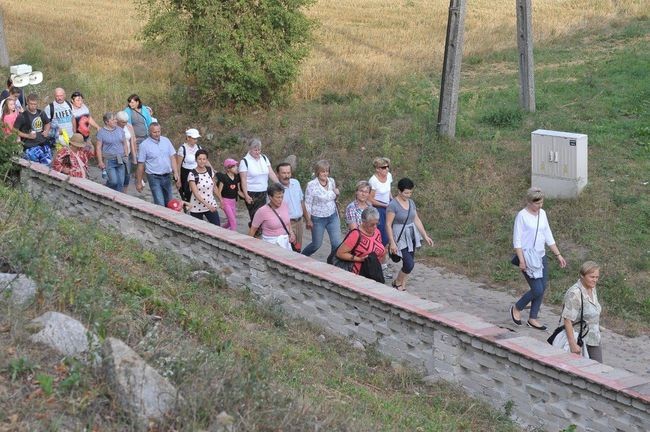 Pielgrzymka z Bińcza do Raciniewa