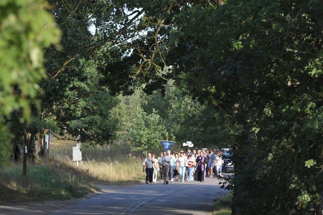 Pielgrzymka z Bińcza do Raciniewa