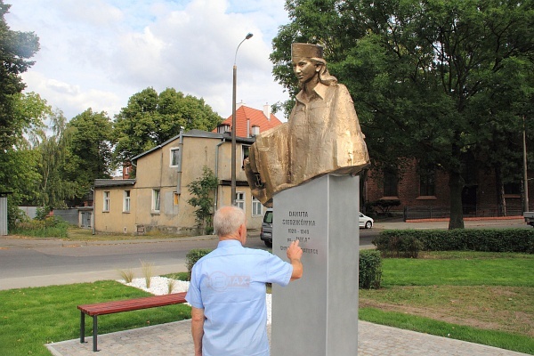 Pomnik "Inki" gotowy do poświęcenia