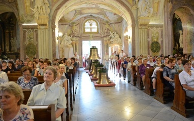 Poświęcenie dzwonów w Głogówku