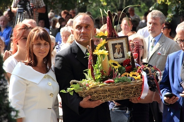 Poświęcenie pomnika "Inki"