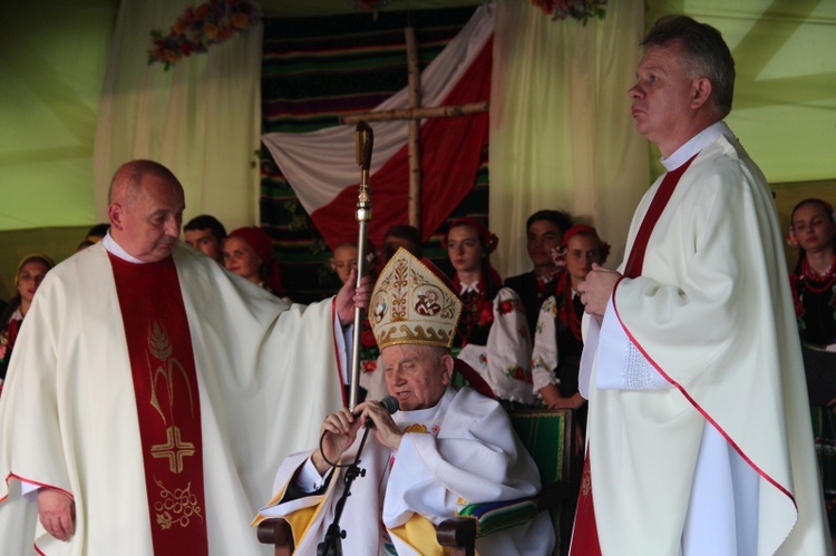 Dożynki wojewódzkie w Maurzycach