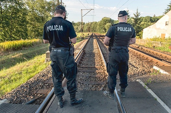 Okolica, w której być może znajduje się pociąg, została zabezpieczona przez policję