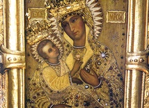  Kopia obrazu MB Chełmskiej znajduje się także w pobliskiej cerkwi Po lewej: Wielu uważa, że oryginał obrazu powinien wrócić do chełmskiej bazyliki