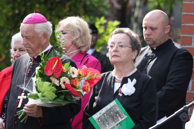 Odsłonięcie tablicy poświęconej Niezłomnym Żolnierzom - Sybirakom