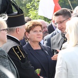 Pod pomnikiem Porozumień Jastrzębskich