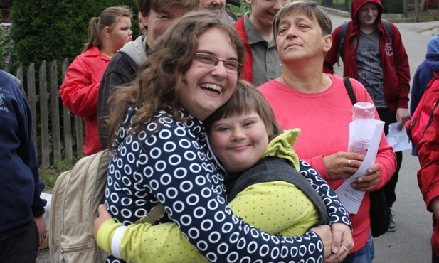 Integracyjny rajd w Radziechowach to co roku okazja do spotkań starych i nowych przyajciół