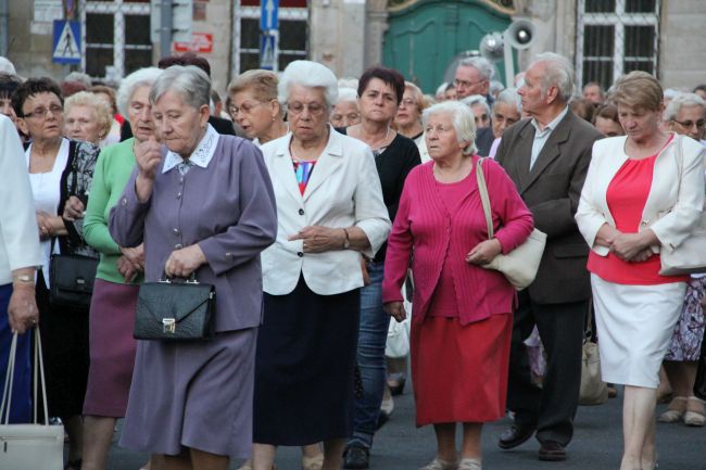 Matka Boża Pocieszenia od 70 lat w Oławie