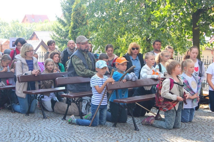 Pielgrzymka Katolickiego Zespołu Edukacyjnego do Gietrzwałdu