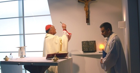 Zdrowaś Mario przed odlotem