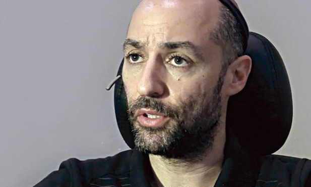 Steve Maman współzałożyciel fundacji, która wykupuje kobiety i dzieci porywane przez Państwo Islamskie i sprzedawane  jako niewolnice