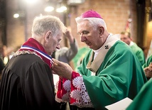 Abp Ziemba został Kawalerem Szabli Kilińskiego, a sam uhonorował medalem Prodesse Auso Antoniego Górskiego, prezesa izby