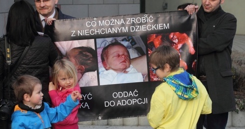 A. Brawata: "My się nie poddamy"