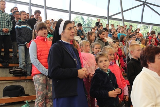 Młodzi w amfiteatrze w Żywcu - cz. 1, 2015