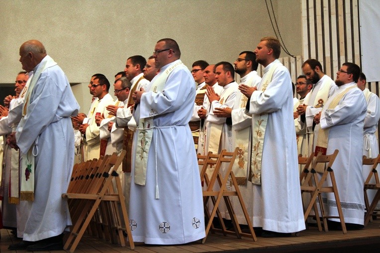 Młodzi w amfiteatrze w Żywcu - cz. 2, 2015