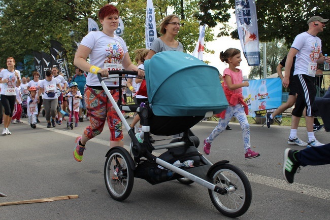 4. Charytatywny Bieg Fundacji Tesco Dzieciom - Bieg Rodzinny